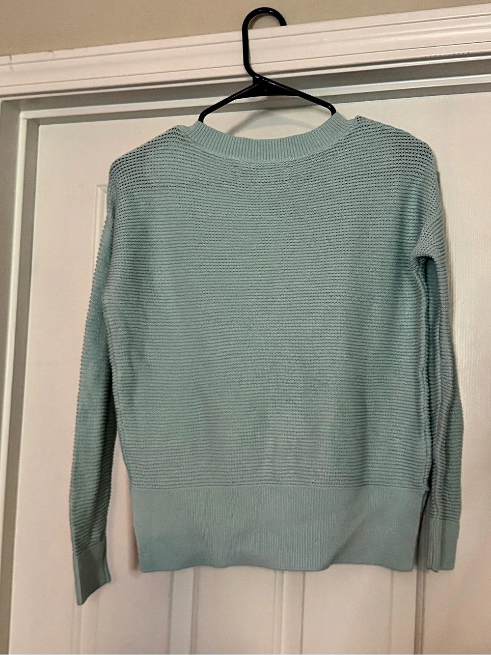 LOFT Crewneck Sweater in Green Petite Small
